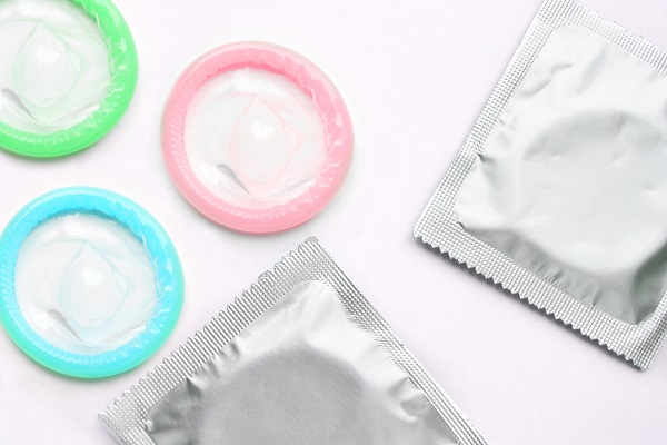 اطلاعاتی درباره کاندوم های زنانه و مردانه 